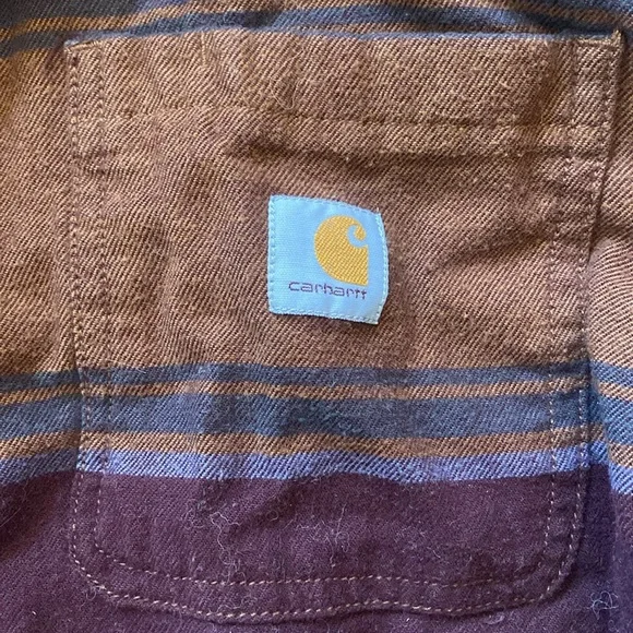 Carhartt Women's Rugged Flex Loose Fit Midweight Flannel Long-Sleeve Plaid Shirt - Picture 4 of 4